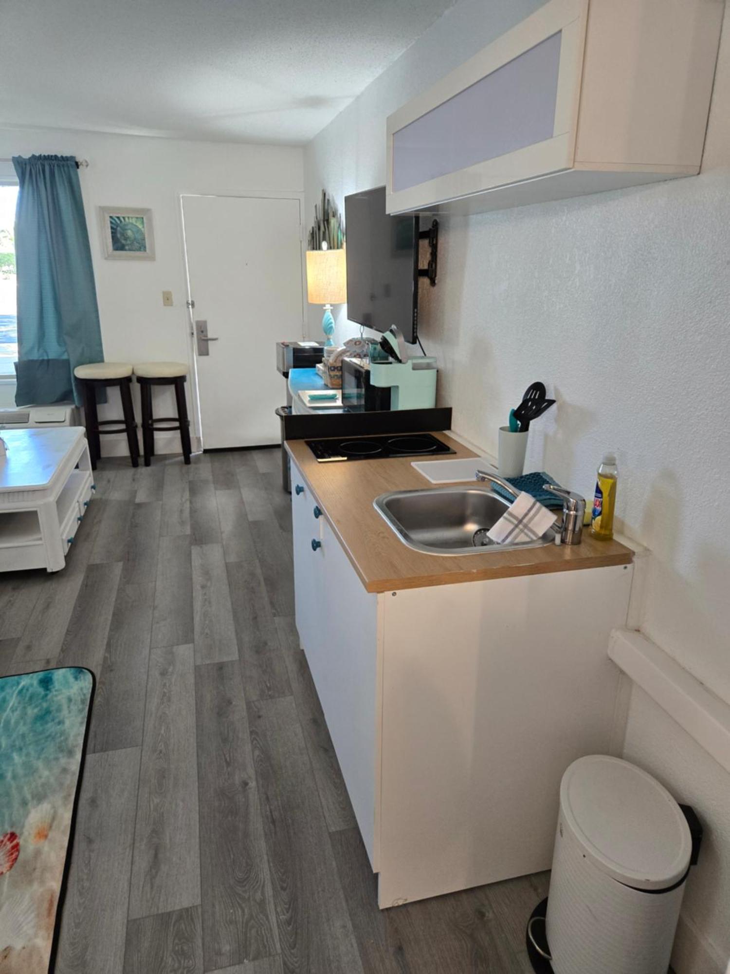 Getaway At The Marina Aparthotel South Bradenton Bagian luar foto